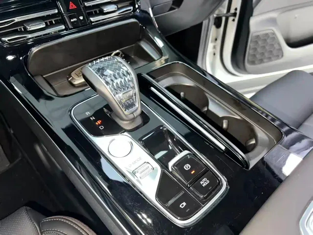 GAC Trumpchi M8 — Фото автомобиля 13