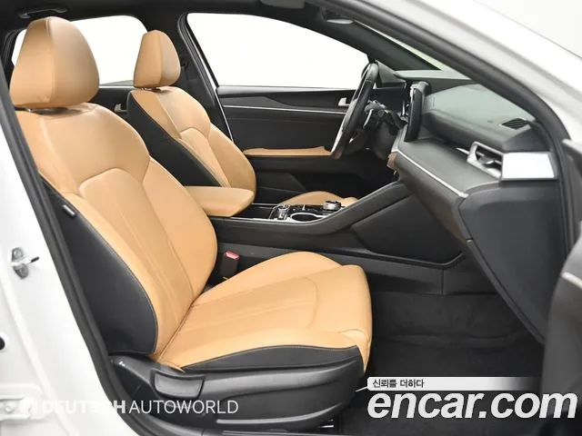 Kia K5 Generation 3 — Фото автомобиля 13