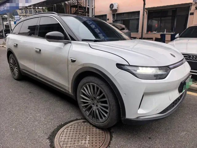 Leapmotor C11 — Фото автомобиля 3