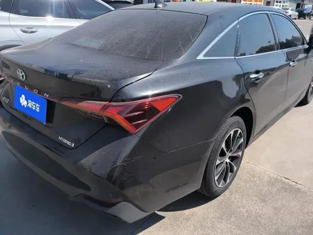 Toyota Avalon — Фото автомобиля 3
