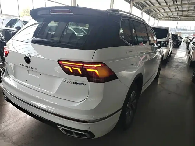 Volkswagen Tiguan L PHEV — Фото автомобиля 6