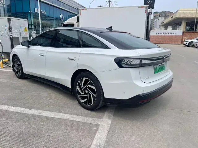 Volkswagen ID.7 Vizzion — Фото автомобиля 4