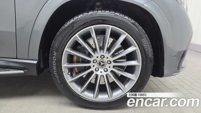 Mercedes-Benz GLE-Class — Фото автомобиля 20