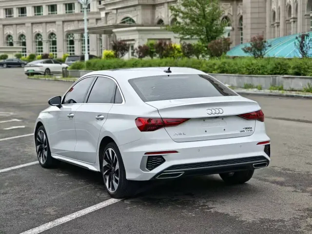 Audi A3 — Фото автомобиля 4