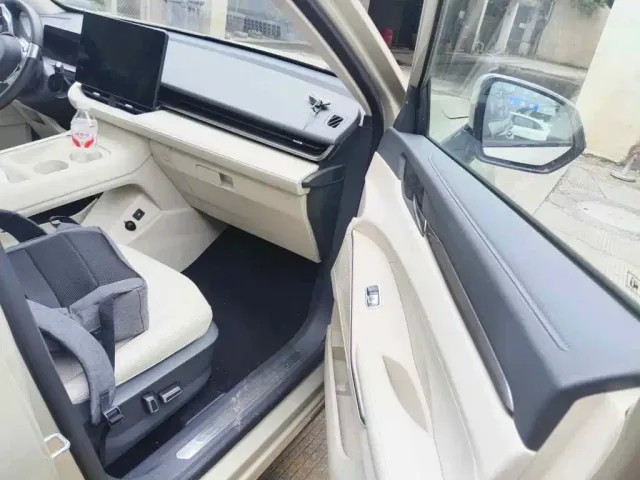 Haval H6 — Фото автомобиля 10