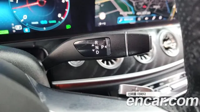 Mercedes-Benz CLS-Class — Фото автомобиля 8