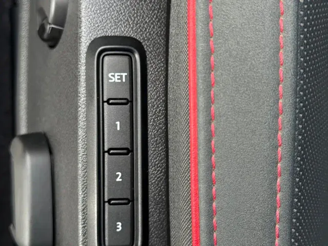 Volkswagen Golf GTI — Фото автомобиля 22