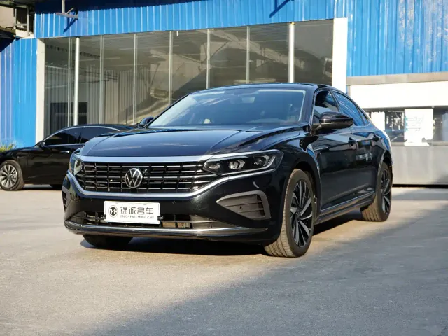 Фотография автомобиля — Volkswagen Passat