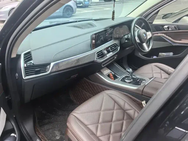 BMW X5 — Фото автомобиля 6