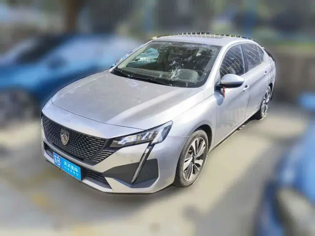 Фотография автомобиля — Peugeot 408