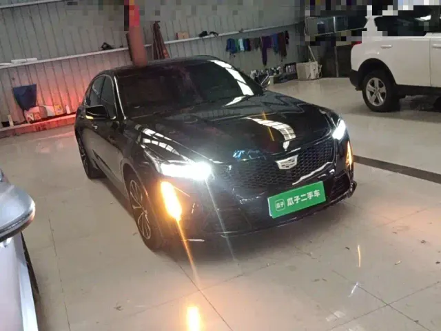 Cadillac CT5 — Фото автомобиля 3