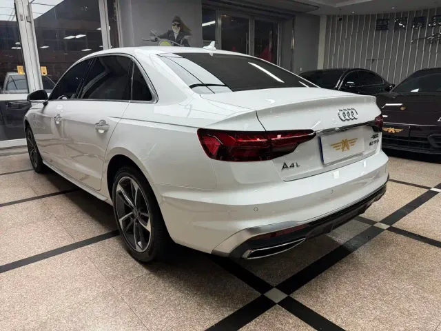 Audi A4L — Фото автомобиля 6