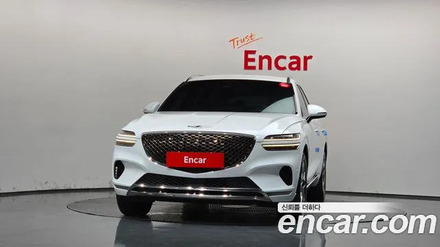 Genesis GV70 — Фото автомобиля 3