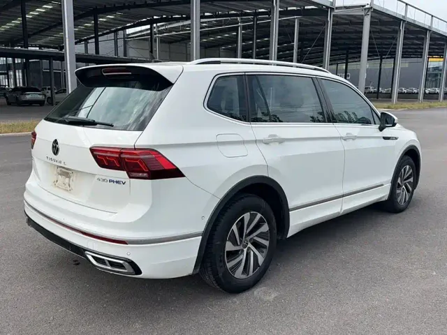 Volkswagen Tiguan L PHEV — Фото автомобиля 14