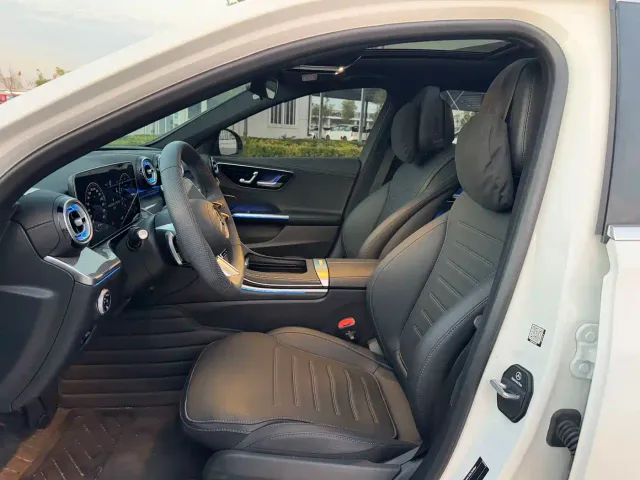 Mercedes-Benz C-Class — Фото автомобиля 5