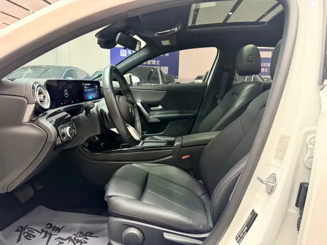 Mercedes-Benz A-Class — Фото автомобиля 8