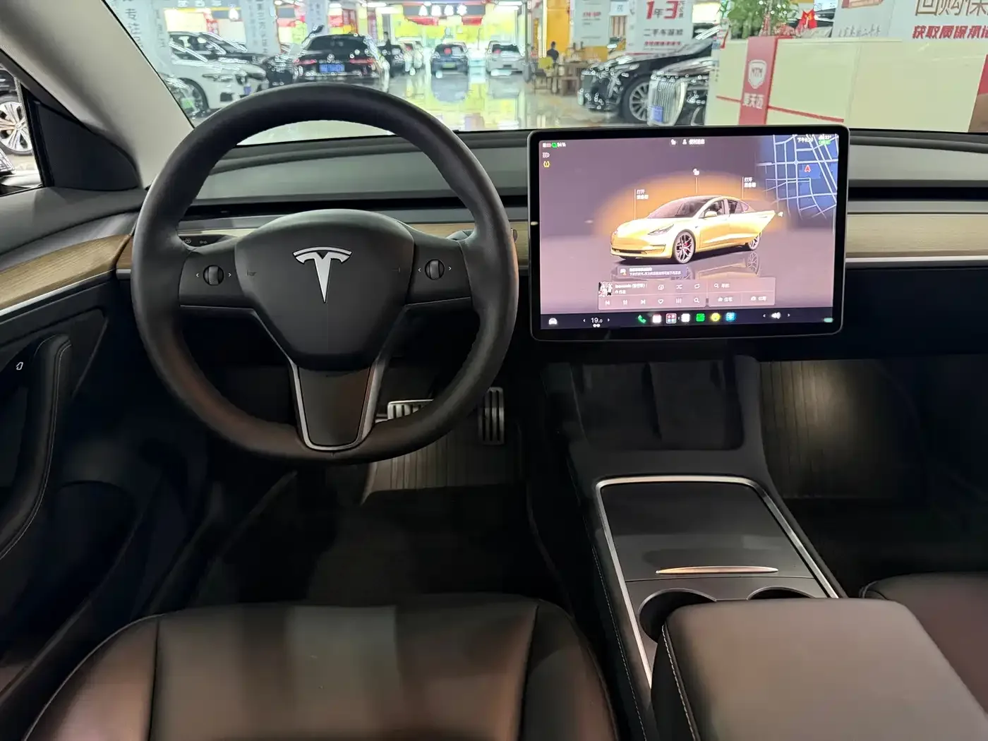 Tesla Model 3 2022 Performance High-Performance AWD — Фото автомобиля 17