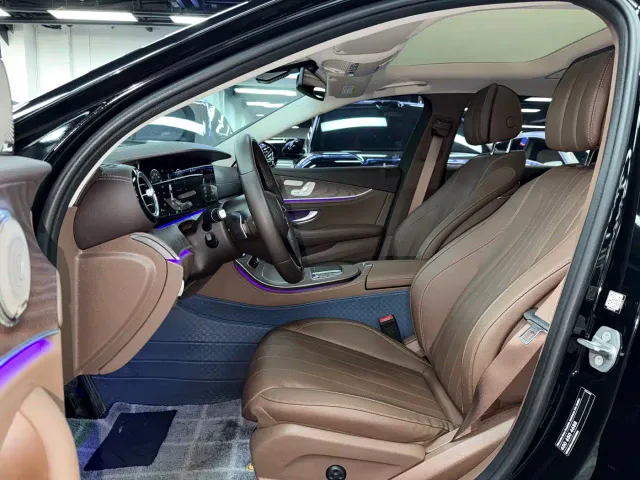 Mercedes-Benz E-Class — Фото автомобиля 8