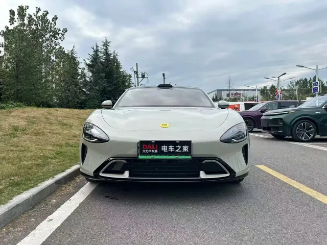 Xiaomi SU7 — Фото автомобиля 2