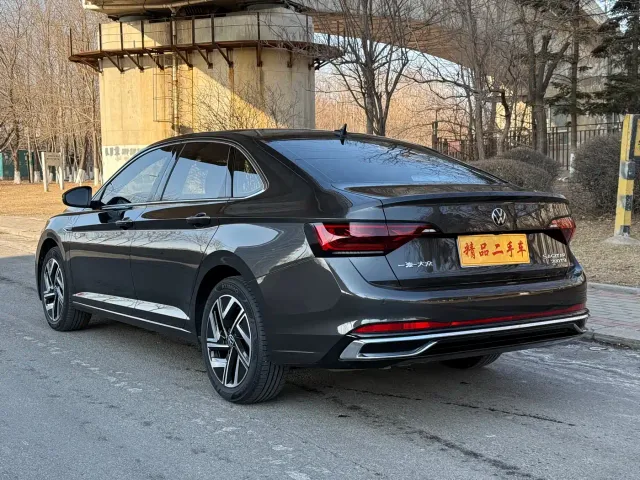 Volkswagen Sagitar — Фото автомобиля 8