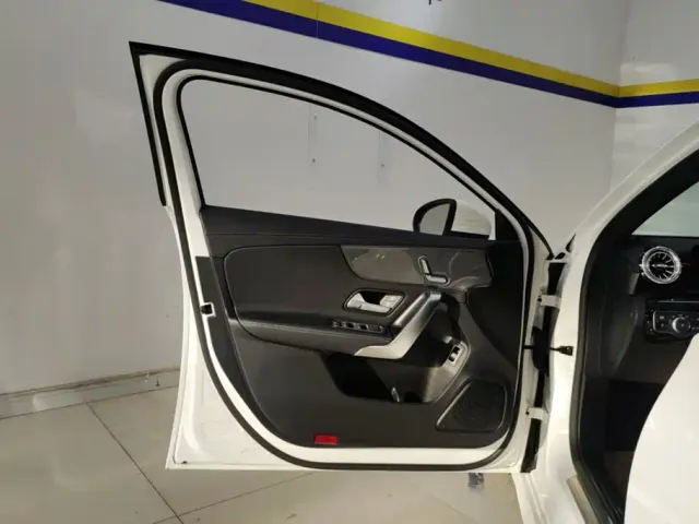 Mercedes-Benz A-Class — Фото автомобиля 7