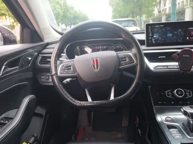 Hongqi H5 — Фото автомобиля 2