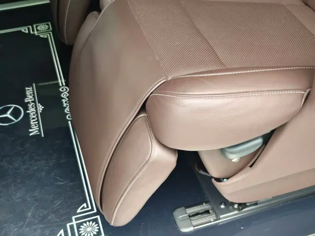 Mercedes-Benz V-Class — Фото автомобиля 21