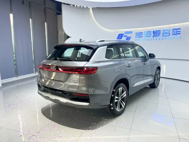 Audi Q6 — Фото автомобиля 4