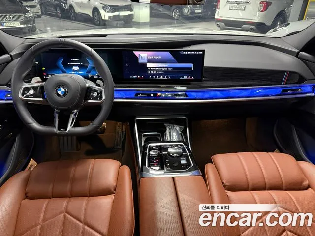 BMW 7 Series G70 — Фото автомобиля 7