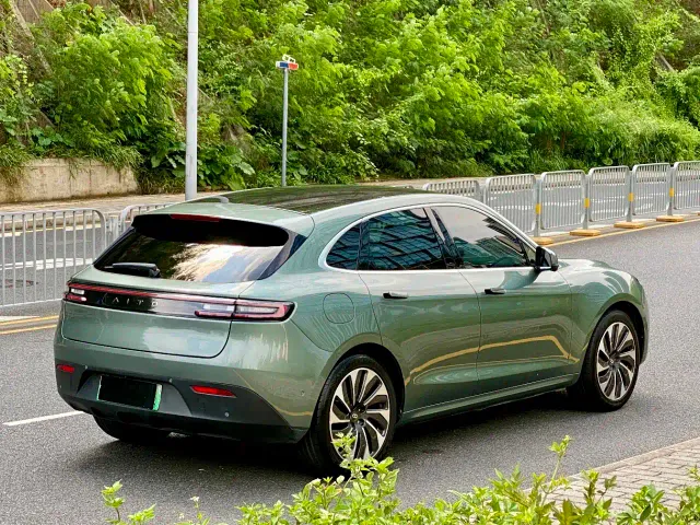 Aito M5 — Фото автомобиля 5