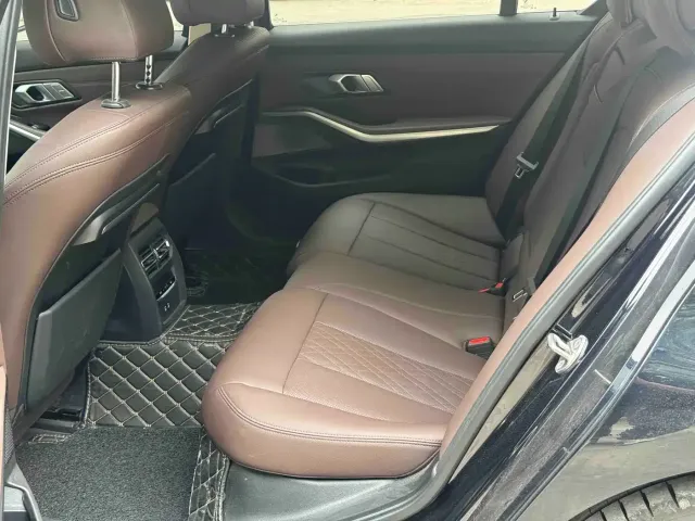 BMW BMW 3 Series 2022 320Li M Sport Package — Фото автомобиля 5