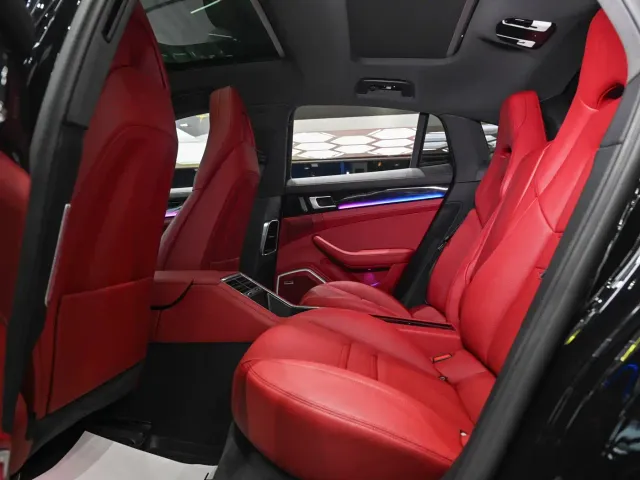 Porsche Panamera — Фото автомобиля 20