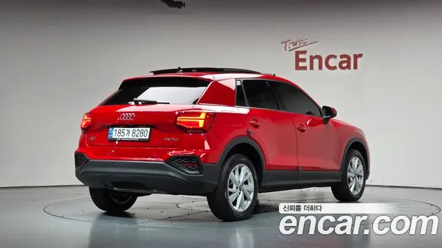 Audi Q2 — Фото автомобиля 2
