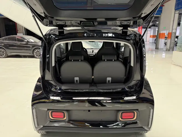 Baojun KiWi EV — Фото автомобиля 15