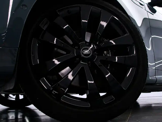 Land Rover Range Rover Sport — Фото автомобиля 20