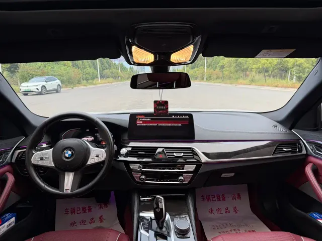 BMW 5 Series — Фото автомобиля 7