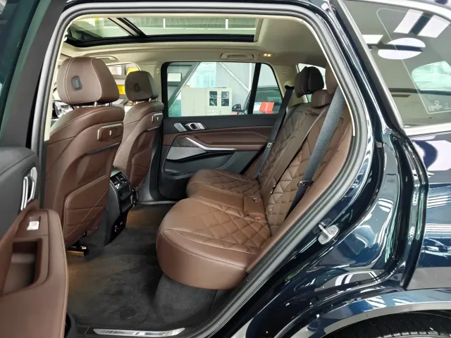 BMW X5 — Фото автомобиля 15