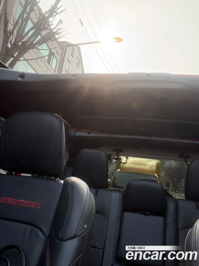 Jeep Wrangler JL — Фото автомобиля 15