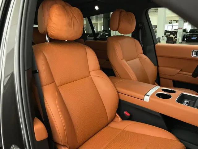 Li Auto Li Auto L7 2024 Pro — Фото автомобиля 12