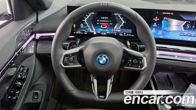BMW 5-Series — Фото автомобиля 5