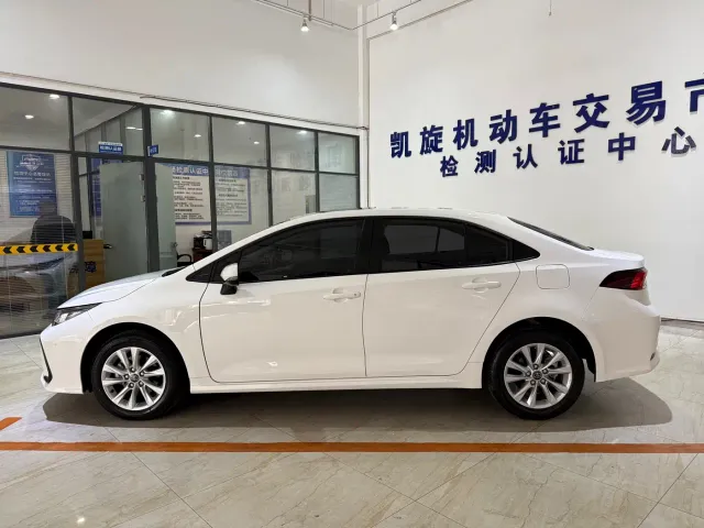 Toyota Corolla — Фото автомобиля 7