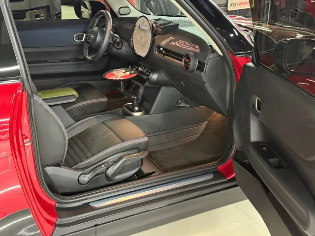 MINI Hatch — Фото автомобиля 6