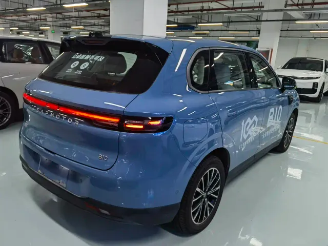 Leapmotor B10 — Фото автомобиля 9