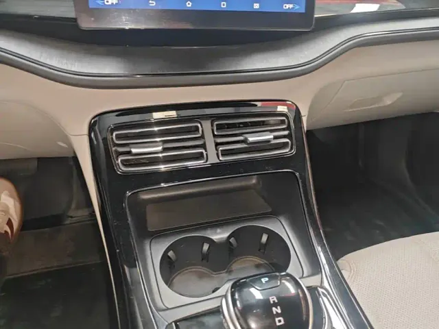 BYD Qin PLUS — Фото автомобиля 13