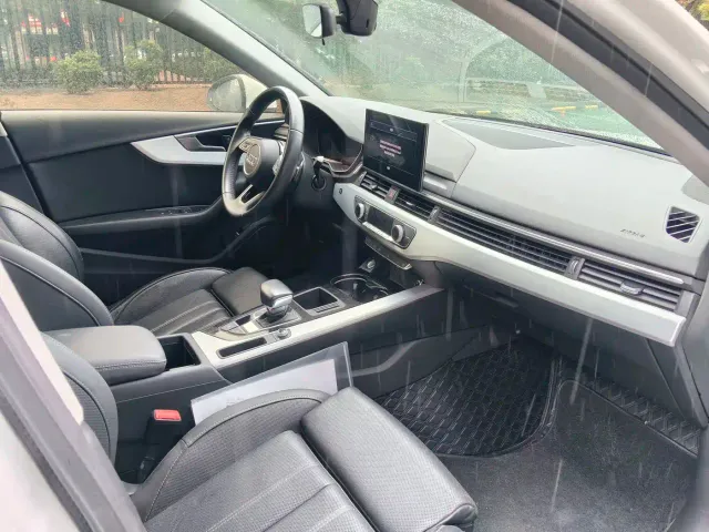 Audi A4L — Фото автомобиля 7