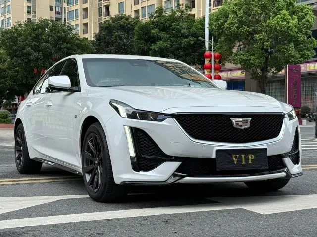 Cadillac CT5 — Фото автомобиля 3
