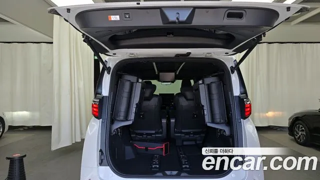 Toyota Alphard — Фото автомобиля 20