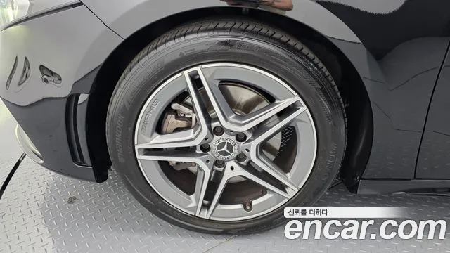 Mercedes-Benz A-Class — Фото автомобиля 5