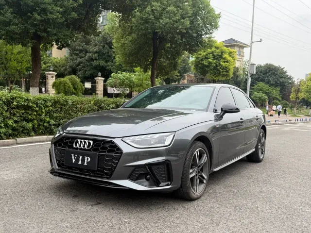 Audi Audi A4L 2022 40 TFSI Luxury Dynamic — Фото автомобиля 16
