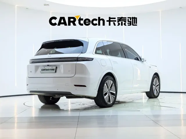 Li Auto L7 — Фото автомобиля 2